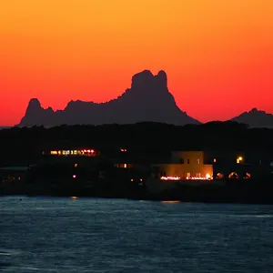 ** Hotel Bahía Espanha