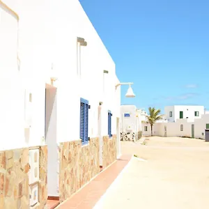 https://apartamentos-el-marinero-roque.in-canary-islands.com