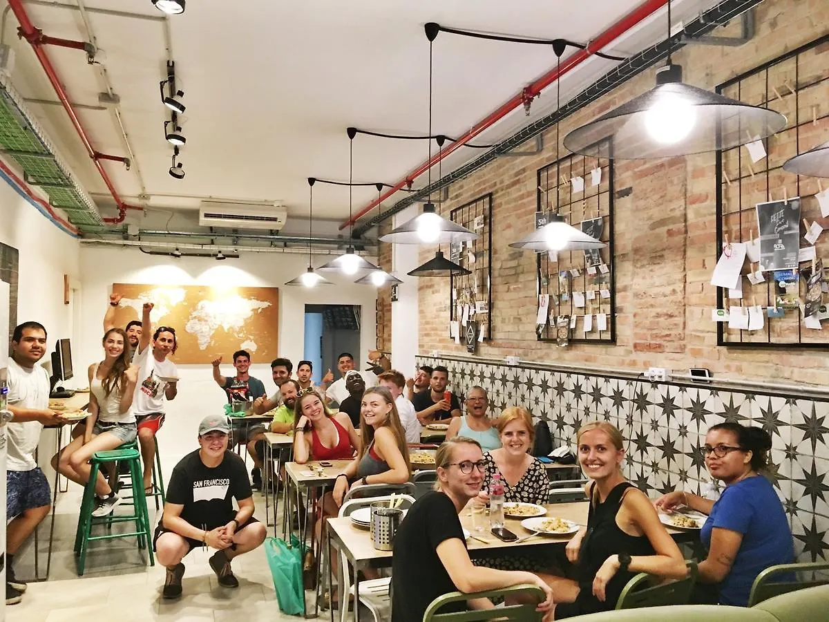Hola Hostal Collblanc L'Hospitalet de Llobregat Espagne